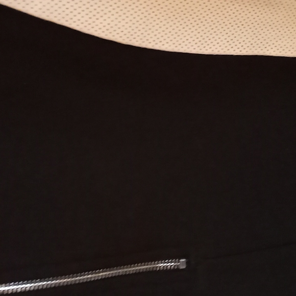 Etcetera Genuine Leather Polyester Top - Picture 5 of 12